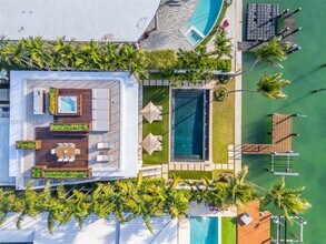 244 W San Marino Dr in Miami Beach, FL - Building Photo - Building Photo