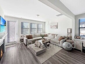 779 Creekway Dr in Fuquay Varina, NC - Building Photo - Building Photo