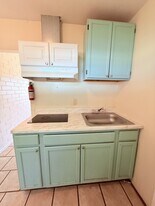 232 W Flores St in Tucson, AZ - Building Photo