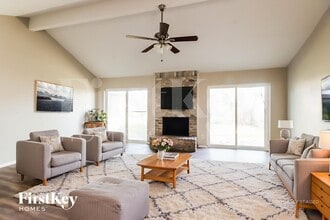 5327 Enchanted Mist Dr in Humble, TX - Foto de edificio - Building Photo