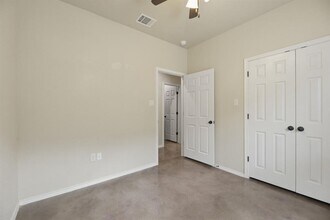 153 Joanne Lp in Buda, TX - Building Photo - Building Photo