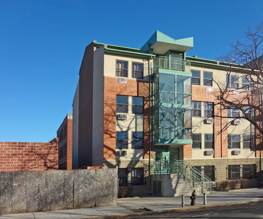 Maynard Co-op in Brooklyn, NY - Building Photo