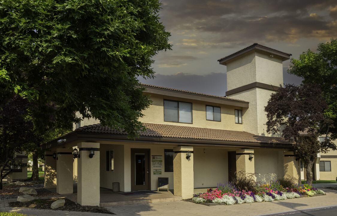 The Redwood in Salt Lake City, UT - Building Photo