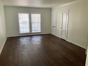 4241 Emerson Ave in Dallas, TX - Building Photo - Building Photo