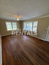 4201 Oliver Dr in Rainbow City, AL - Building Photo - Building Photo