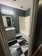 404 W Easy St in Jonesboro, AR - Building Photo - Building Photo