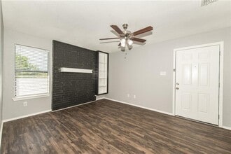 1803 Rawhide Dr in Round Rock, TX - Building Photo - Building Photo
