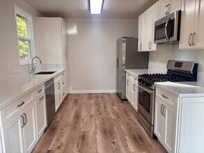 18733 Stanton Ave in Castro Valley, CA - Building Photo - Building Photo