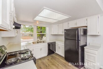 8560 Ilex Dr in Colorado Springs, CO - Building Photo - Building Photo