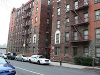 691 Gerard Ave in Bronx, NY - Foto de edificio - Building Photo