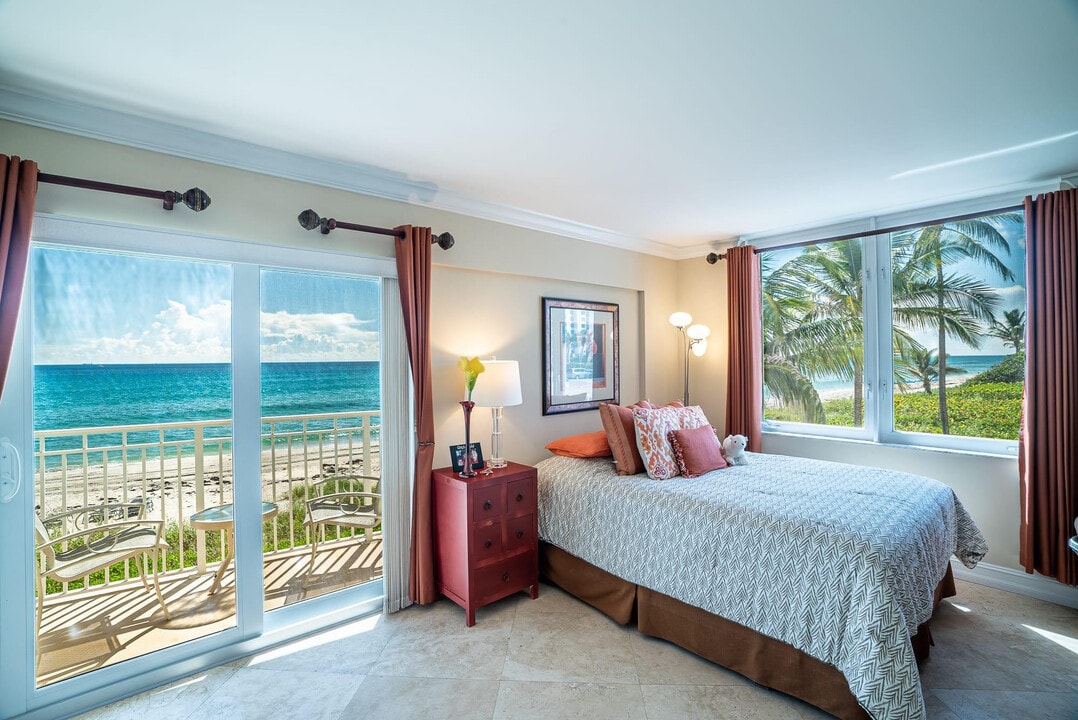 3301 S Ocean Blvd in Highland Beach, FL - Building Photo