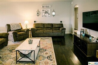 2525 Elk Creek St in Temple, TX - Foto de edificio - Building Photo