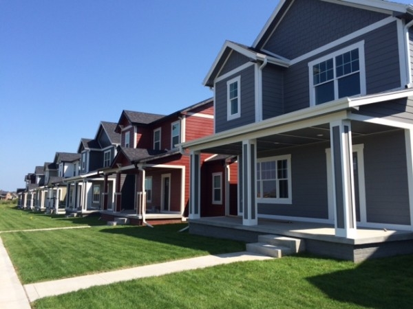 Cascade Falls Villas in Ankeny, IA - Building Photo