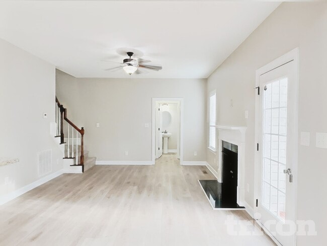 69 Diamond Creek Dr in Clayton, NC - Foto de edificio - Building Photo