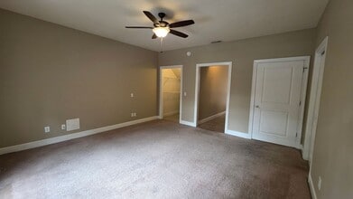 204 Shipley Alley in Fayetteville, AR - Building Photo - Building Photo