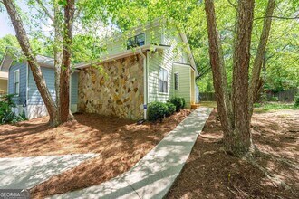 933 Ohara Dr in Jonesboro, GA - Building Photo - Building Photo