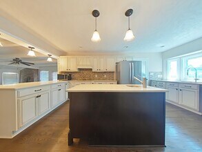 239 Rainier Dr in Fayetteville, NC - Building Photo - Building Photo