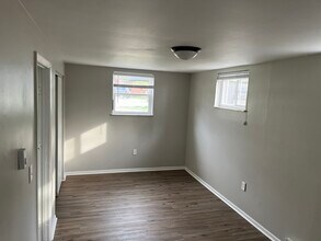 816 Tokay Ln, Unit 1 in Covington, KY - Building Photo - Building Photo