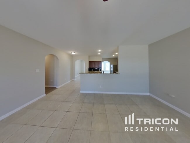 4221 Great Belt Dr in Crowley, TX - Building Photo - Building Photo