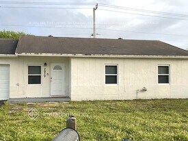 7939 SW 3rd St in North Lauderdale, FL - Building Photo