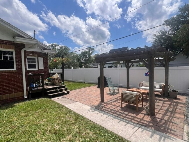 4661 Astral St in Jacksonville, FL - Building Photo - Building Photo