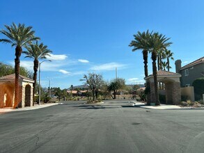 241 Elkins Cir in Henderson, NV - Building Photo - Building Photo