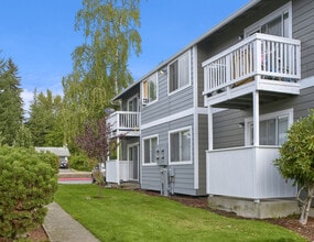 Irwin Park in Kent, WA - Foto de edificio - Building Photo