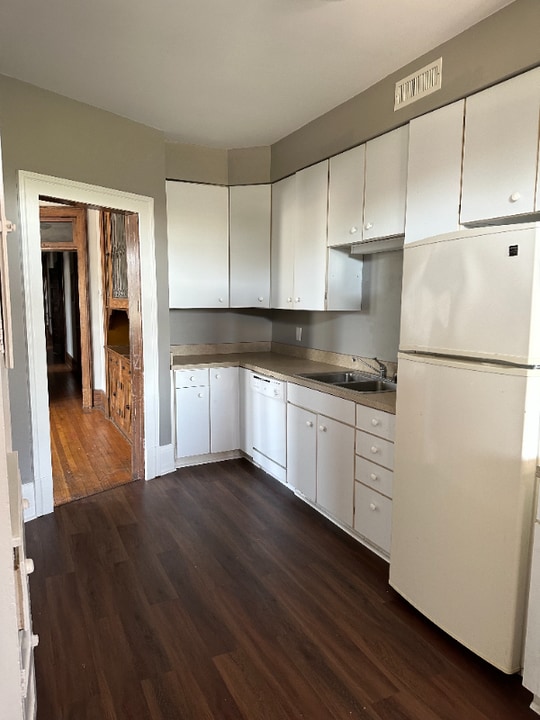 283 Park Ave W in Mansfield, OH - Building Photo
