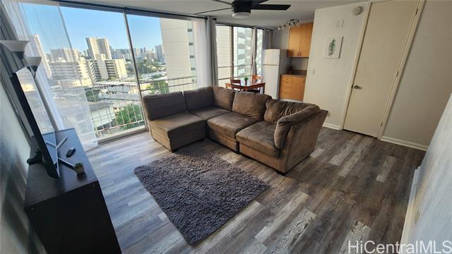 property at 1702 Kewalo St