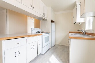 3424 NE 79th Ave in Portland, OR - Building Photo - Building Photo