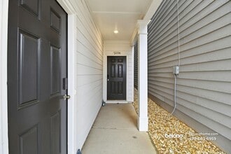 2106 Irvin Ct in Kennesaw, GA - Foto de edificio - Building Photo