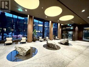 120 Broadway Ave in Toronto, ON - Building Photo - Building Photo