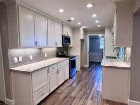 16926 Judyleigh Dr in Houston, TX - Building Photo