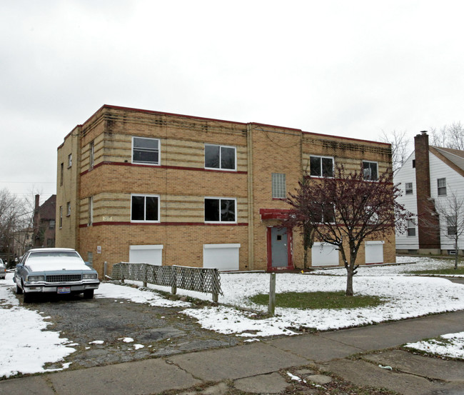 1933 Elsmere Ave in Dayton, OH - Building Photo - Building Photo