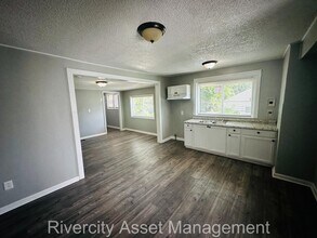 3633 Winston Dr in Memphis, TN - Building Photo - Building Photo