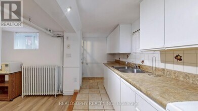 177 Gowan Ave in Toronto, ON - Building Photo - Building Photo