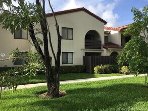 8811 SW 123rd Ct-Unit -208 in Miami, FL - Building Photo - Building Photo