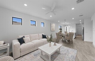 18928 Indian Rock Pl in Lakewood Ranch, FL - Building Photo