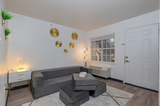 The Passages at Rye 1255 in Houston, TX - Building Photo - Building Photo