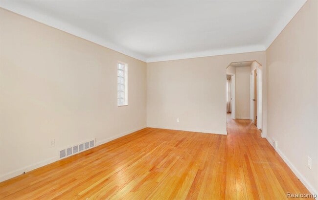 22780 Courtland Ave in Eastpointe, MI - Building Photo - Building Photo