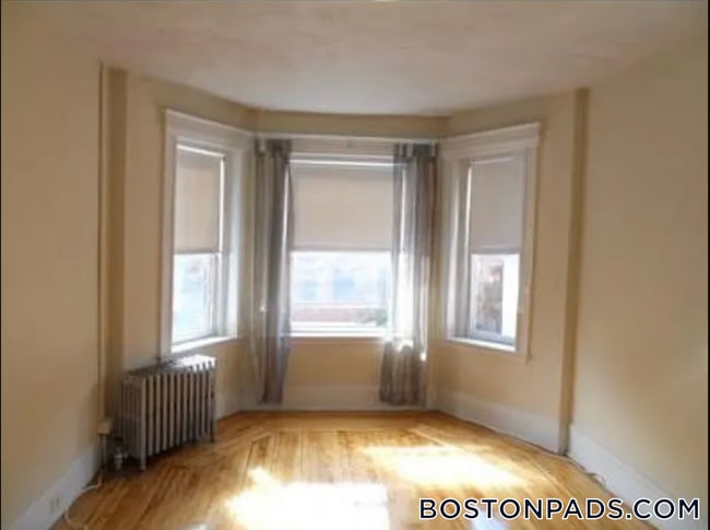 107 Gordon St in Boston, MA - Building Photo - Building Photo