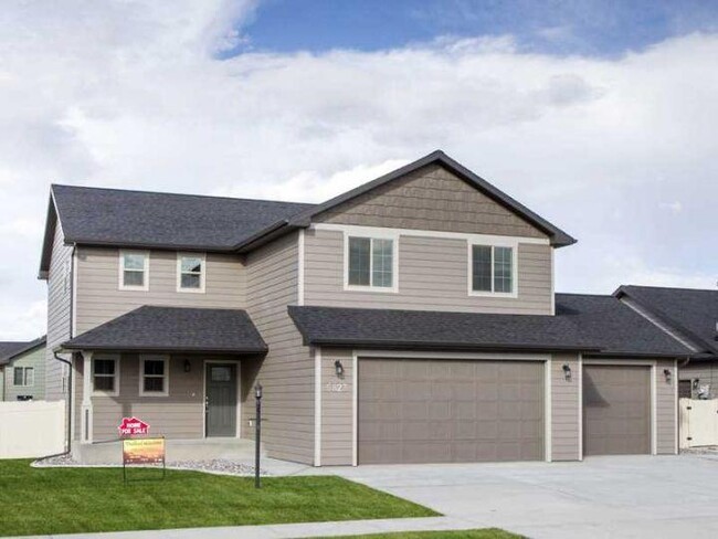 property at 5823 Horseshoe Trl