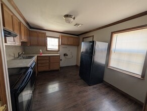 322 Park St in Pryor, OK - Building Photo - Building Photo