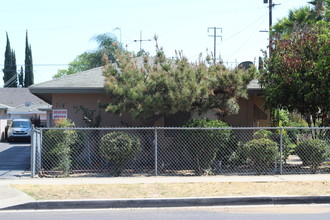 704 E D St in Ontario, CA - Building Photo - Other