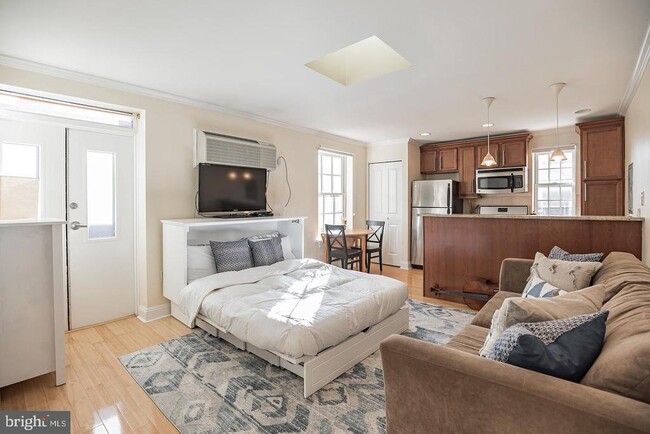 property at 1716 Pine St