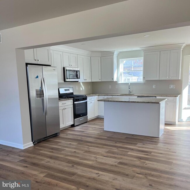 7 Maloney Ave in Berlin, NJ - Building Photo - Building Photo