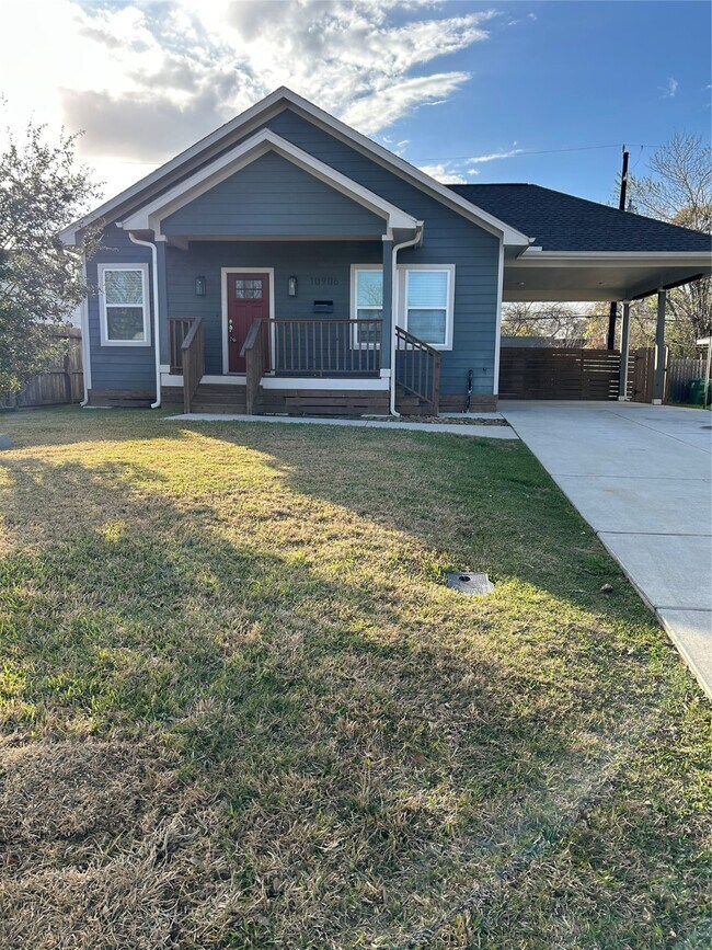 property at 10906 Southview St