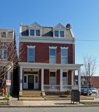 2700 W Grace St in Richmond, VA - Foto de edificio - Building Photo