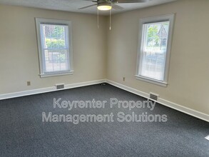 129 Dupont Cir in Waynesboro, VA - Building Photo - Building Photo