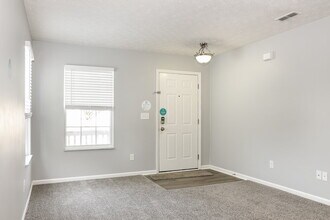 3963 Genteel Dr in Grove City, OH - Foto de edificio - Building Photo